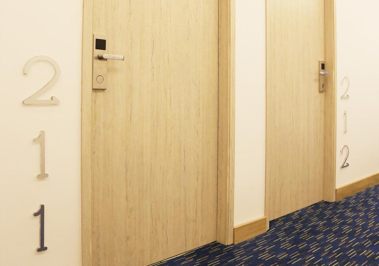 ワシントン プラザ ホテル バイ セルコテル バランキージャ エクステリア 写真